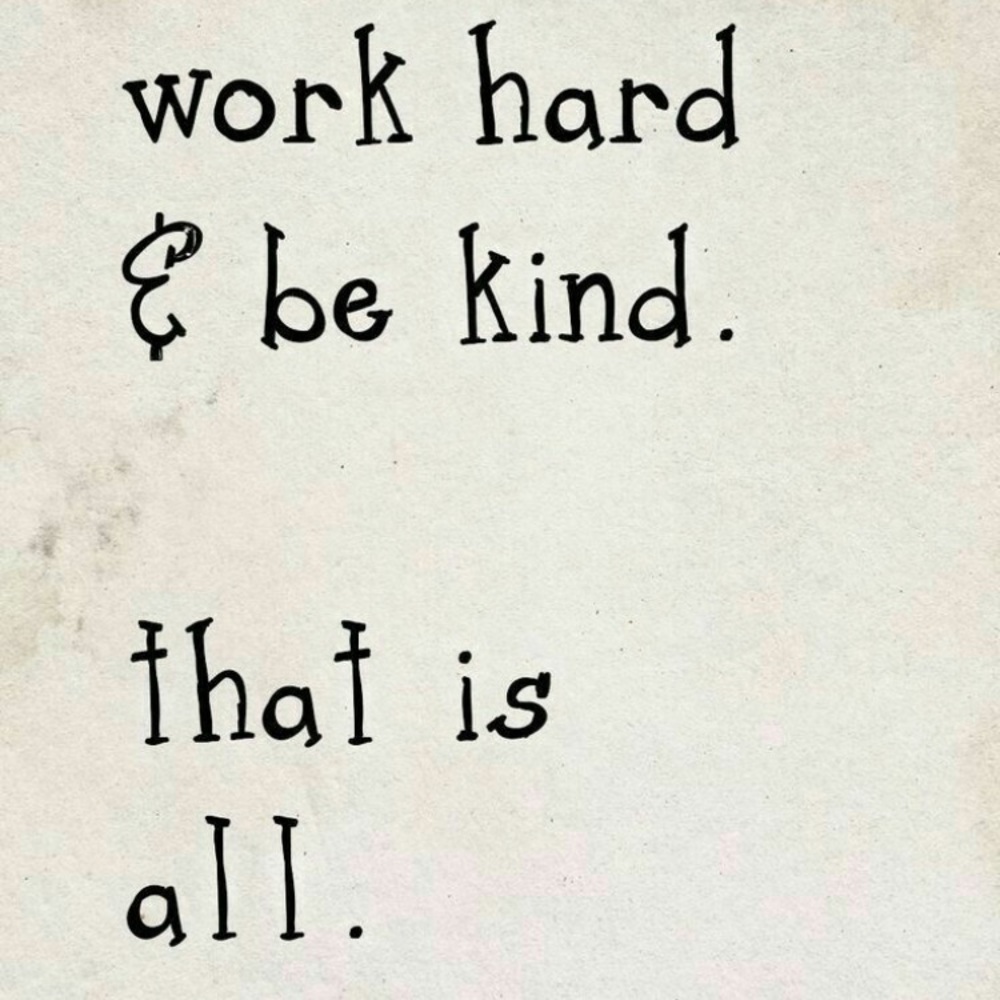 Meet your Posher, Mom Duds ✨